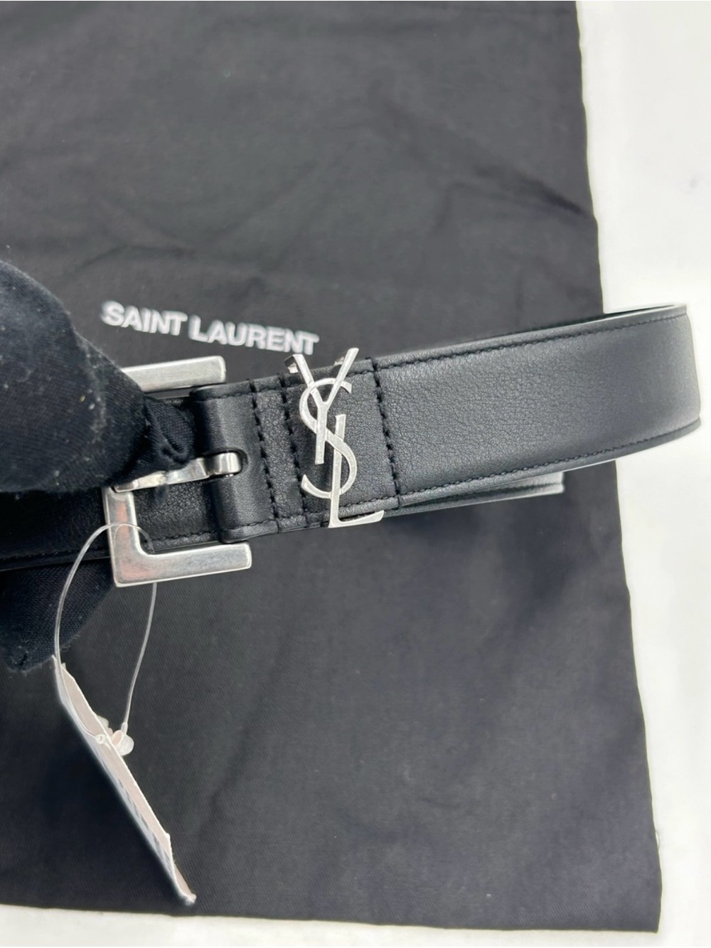 Women’s Saint Laurent YSL Cassandre, smooth leather belt 65 cm/26 inches